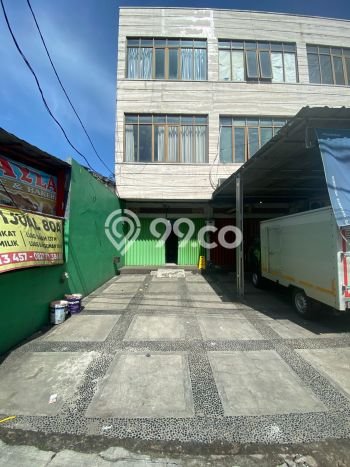 Ruko Dijual di Prime Area Jakarta Barat Luas 415m2 Ruko Dijual di Prime Area Jakarta Barat Luas 415m2