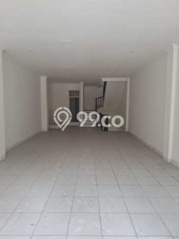 Disewakan Ruko di Pusat Kota Jakarta Selatan Ramai Strategis Disewakan Ruko di Pusat Kota Jakarta Selatan Ramai Strategis