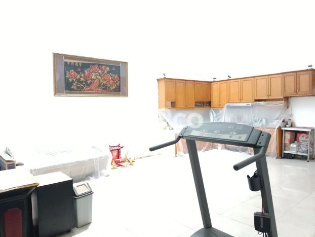 Rumah Berkualitas area Green garden, Jakarta Barat, LT 300m² LB 450m² - HARGA NEGO! Rumah Berkualitas area Green garden, Jakarta Barat, LT 300m² LB 450m² - HARGA NEGO!