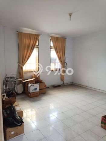 Rumah Berkualitas area Green garden, Jakarta Barat, LT 300m² LB 450m² - HARGA NEGO! Rumah Berkualitas area Green garden, Jakarta Barat, LT 300m² LB 450m² - HARGA NEGO!