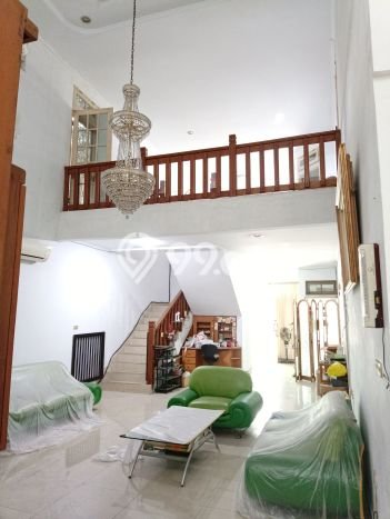 Rumah Berkualitas area Green garden, Jakarta Barat, LT 300m² LB 450m² - HARGA NEGO! Rumah Berkualitas area Green garden, Jakarta Barat, LT 300m² LB 450m² - HARGA NEGO!