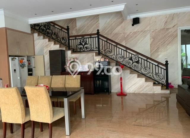 Hunian Elit LB 498m2 Siap Pakai Desain Elegan di Patal Senayan, Jakarta Selatan Hunian Elit LB 498m2 Siap Pakai Desain Elegan di Patal Senayan, Jakarta Selatan
