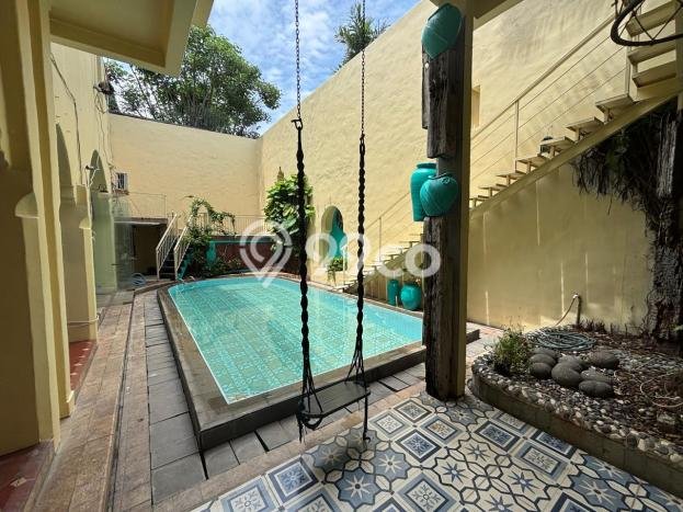 Rumah Modern Dikontrakkan di Menteng Jakarta Pusat Area Sangat Strategis Rumah Modern Dikontrakkan di Menteng Jakarta Pusat Area Sangat Strategis