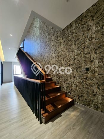 For Sale! Premium House LT 160m2 Desain Modern di Pondok Indah For Sale! Premium House LT 160m2 Desain Modern di Pondok Indah