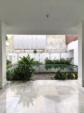Sewa Rumah Harga Terjangkau di Kemang Jakarta Selatan Punya 6 Kamar Tidur Sewa Rumah Harga Terjangkau di Kemang Jakarta Selatan Punya 6 Kamar Tidur