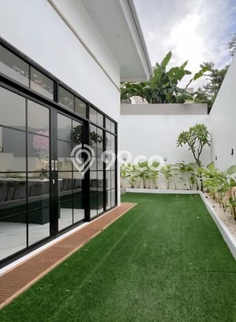Siap Huni Rumah Mewah 4 Kamar di Cilandak Dekat ke Mana Saja Siap Huni Rumah Mewah 4 Kamar di Cilandak Dekat ke Mana Saja