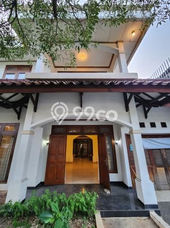 Ready to Use! Luxury House LT 238m2 Desain Modern di Pondok Indah Ready to Use! Luxury House LT 238m2 Desain Modern di Pondok Indah