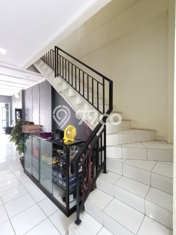 Ruko Bagus Dijual LB 360m2 Lokasi Strategis Depok Area Cocok untuk Bisnis Ruko Bagus Dijual LB 360m2 Lokasi Strategis Depok Area Cocok untuk Bisnis