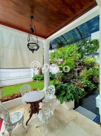 Rumah Mewah LB 700m2 Siap Huni Desain Elegan di Cipete, Jakarta Selatan Rumah Mewah LB 700m2 Siap Huni Desain Elegan di Cipete, Jakarta Selatan