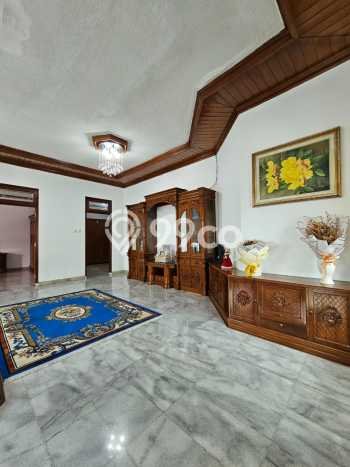 For Sale! Premium House LT 253m2 Desain Modern di Pejaten For Sale! Premium House LT 253m2 Desain Modern di Pejaten