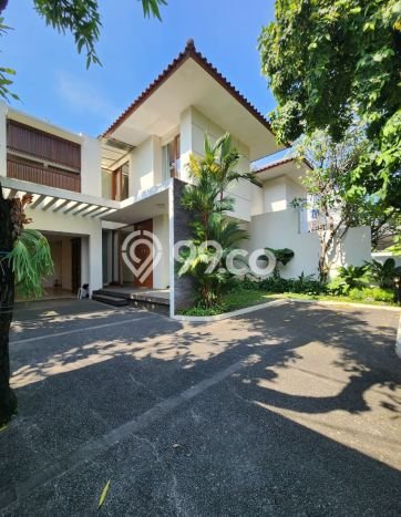 For Sale! Luxury House LT 630m2 Desain Modern di Kemang For Sale! Luxury House LT 630m2 Desain Modern di Kemang