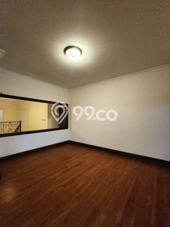 Hunian Ideal dengan LT 1300m2 & LB 1000m2 Disewakan di Lebak Bulus Hunian Ideal dengan LT 1300m2 & LB 1000m2 Disewakan di Lebak Bulus