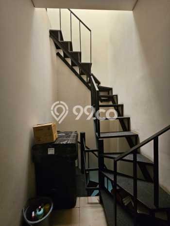 Rumah Elit Modern Siap Huni di Pondok Pinang Jakarta Selatan Rumah Elit Modern Siap Huni di Pondok Pinang Jakarta Selatan