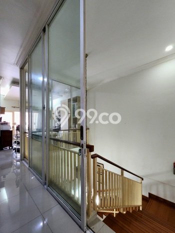 Jual Rumah Mewah Megah Dengan View Eksklusif di Pondok Indah, Jakarta Selatan Jual Rumah Mewah Megah Dengan View Eksklusif di Pondok Indah, Jakarta Selatan