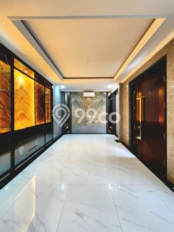 Rumah Kondisi Baik Disewakan di Pondok Indah, Jakarta Selatan LT 350m2, LB 430m2 Rumah Kondisi Baik Disewakan di Pondok Indah, Jakarta Selatan LT 350m2, LB 430m2