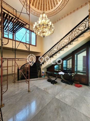 Disewakan Rumah Strategis di Pondok Indah LT 820m2 / LB 650m2 Siap Huni Disewakan Rumah Strategis di Pondok Indah LT 820m2 / LB 650m2 Siap Huni