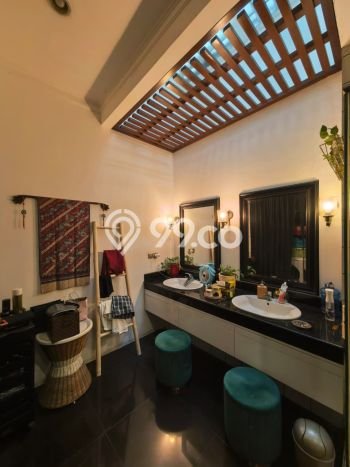 Rumah Luxury Modern Tanpa Renovasi di Cipete Jakarta Selatan Rumah Luxury Modern Tanpa Renovasi di Cipete Jakarta Selatan