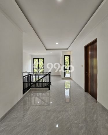 Dijual Rumah Luas Megah Dengan View Eksklusif di BSD Graha Raya, Tangerang Dijual Rumah Luas Megah Dengan View Eksklusif di BSD Graha Raya, Tangerang