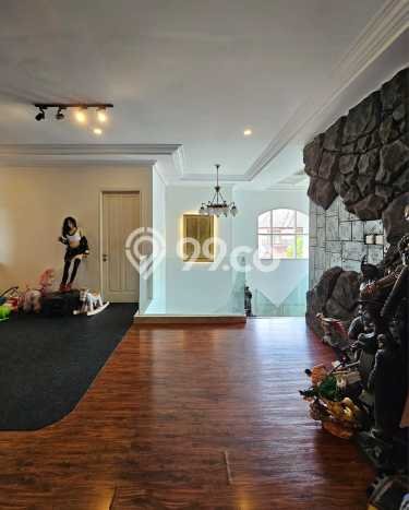 Rumah Elit Modern Siap Huni di Bintaro Tangerang Selatan Rumah Elit Modern Siap Huni di Bintaro Tangerang Selatan