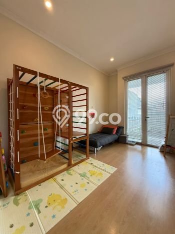 Rumah Mewah Siap Huni LT 271m2 di Kebayoran Baru, Jakarta Selatan Rumah Mewah Siap Huni LT 271m2 di Kebayoran Baru, Jakarta Selatan