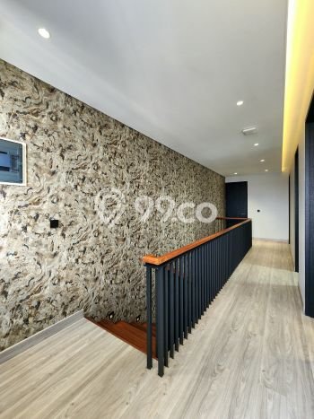 For Sale! Premium House LT 160m2 Desain Modern di Pondok Indah For Sale! Premium House LT 160m2 Desain Modern di Pondok Indah