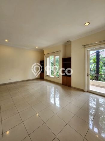 Hunian Elit LB 600m2 Siap Pakai Desain Elegan di Pondok Indah, Jakarta Selatan Hunian Elit LB 600m2 Siap Pakai Desain Elegan di Pondok Indah, Jakarta Selatan