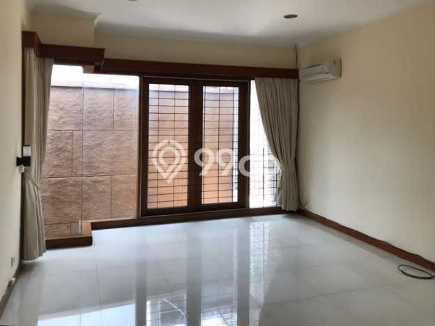 Jarang Ada! Rumah Sewa 4 Kamar Nyaman Siap Huni Pondok Indah Jarang Ada! Rumah Sewa 4 Kamar Nyaman Siap Huni Pondok Indah