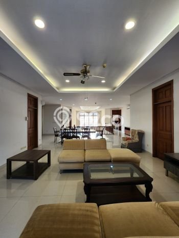 Hunian Minimalis dengan LT 600m2 & LB 800m2 Dikontrakkan di Pondok Indah Hunian Minimalis dengan LT 600m2 & LB 800m2 Dikontrakkan di Pondok Indah