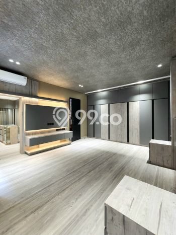 For Sale! Premium House LT 160m2 Desain Modern di Pondok Indah For Sale! Premium House LT 160m2 Desain Modern di Pondok Indah
