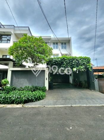 For Sale Rumah Mewah Exclusive di Pancoran, Jakarta Selatan For Sale Rumah Mewah Exclusive di Pancoran, Jakarta Selatan