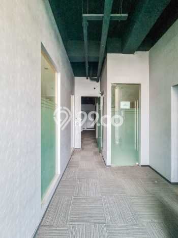Kantor Bagus Dijual LB 2000m2 Lokasi Strategis Jakarta Selatan Area Cocok untuk Berbisnis Kantor Bagus Dijual LB 2000m2 Lokasi Strategis Jakarta Selatan Area Cocok untuk Berbisnis
