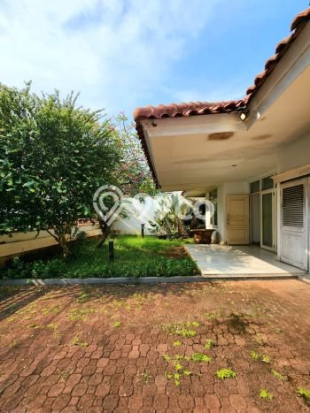 Hunian Elit LB 308m2 Siap Pakai Desain Elegan di Kemang, Jakarta Selatan Hunian Elit LB 308m2 Siap Pakai Desain Elegan di Kemang, Jakarta Selatan