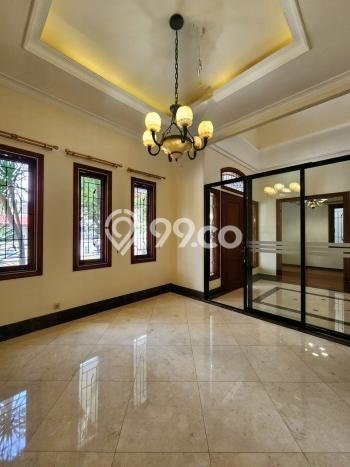 Siap Huni Hunian Elit 4 Kamar di Kebayoran Baru Dekat ke Mana Saja Siap Huni Hunian Elit 4 Kamar di Kebayoran Baru Dekat ke Mana Saja