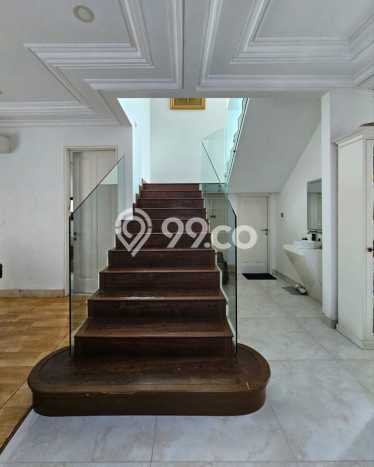 Rumah Elit Modern Siap Huni di Bintaro Tangerang Selatan Rumah Elit Modern Siap Huni di Bintaro Tangerang Selatan