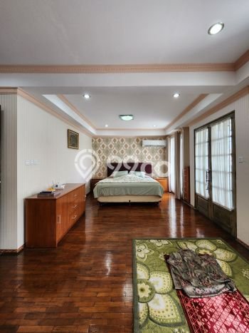 For Sale! Premium House LT 188m2 Desain Elegan di Pondok Indah For Sale! Premium House LT 188m2 Desain Elegan di Pondok Indah