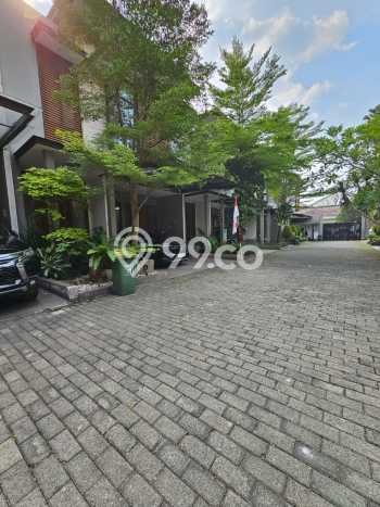 Rumah Elit Modern Siap Huni di Pondok Pinang Jakarta Selatan Rumah Elit Modern Siap Huni di Pondok Pinang Jakarta Selatan