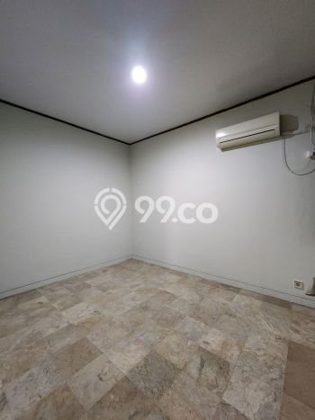 Rumah sewa siap pakai 3 KT di Pondok Indah, Jakarta Selatan Rumah sewa siap pakai 3 KT di Pondok Indah, Jakarta Selatan