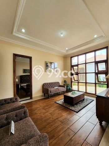 Rumah Mewah Akses Strategis di Jakarta Selatan Full Furnished Rumah Mewah Akses Strategis di Jakarta Selatan Full Furnished