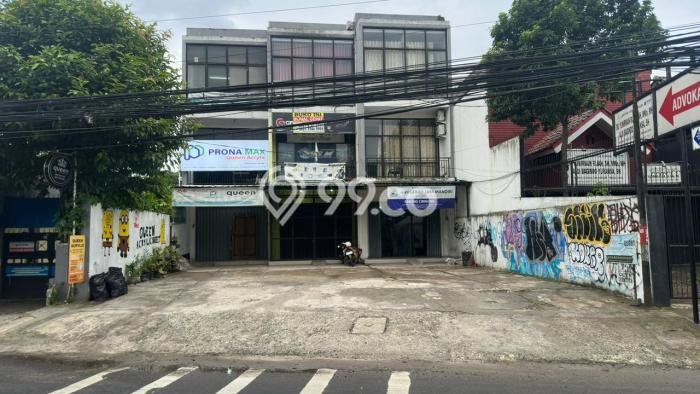 Ruko Dijual di Cibinong Bogor dengan Luas Bangunan 202m2 Ruko Dijual di Cibinong Bogor dengan Luas Bangunan 202m2