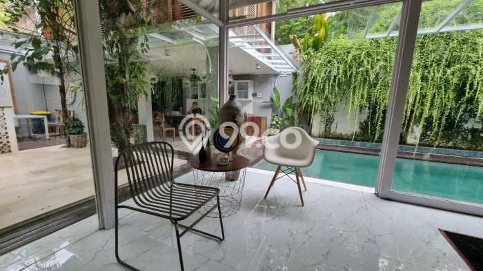 Rumah Eksklusif di Jimbaran, Badung, LT 423m² LB 500m² Rumah Eksklusif di Jimbaran, Badung, LT 423m² LB 500m²