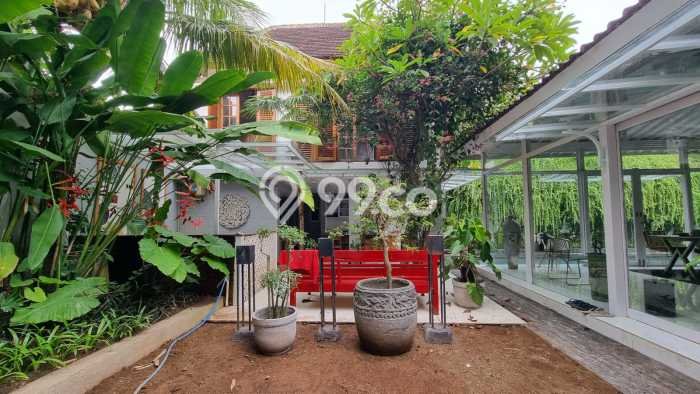 Rumah Eksklusif di Jimbaran, Badung, LT 423m² LB 500m² Rumah Eksklusif di Jimbaran, Badung, LT 423m² LB 500m²