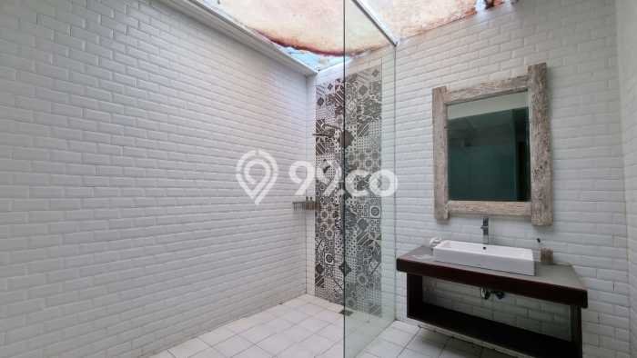 Rumah Eksklusif di Jimbaran, Badung, LT 423m² LB 500m² Rumah Eksklusif di Jimbaran, Badung, LT 423m² LB 500m²