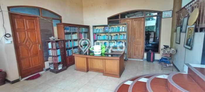For Sale Rumah Mewah Exclusive di Semarang Utara, Semarang For Sale Rumah Mewah Exclusive di Semarang Utara, Semarang