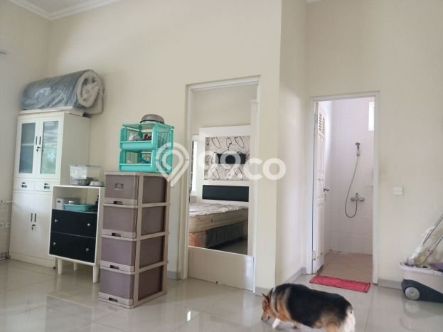 Jual Rumah Luas Megah Dengan View Eksklusif di Graha Padma, Semarang Jual Rumah Luas Megah Dengan View Eksklusif di Graha Padma, Semarang