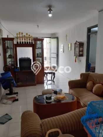 Jual Rumah Favorit Siap Huni LB 112m2 di Semarang Barat, Semarang Jual Rumah Favorit Siap Huni LB 112m2 di Semarang Barat, Semarang