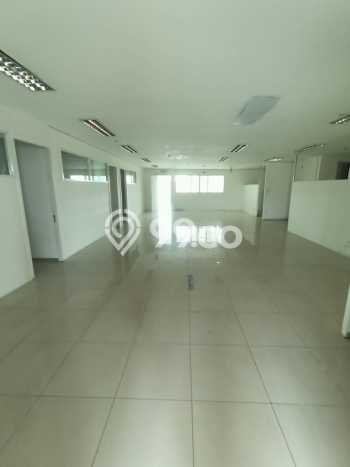 Disewakan Kantor Kawasan Pandanaran, Luas 1000m², Kawasan Berkembang Disewakan Kantor Kawasan Pandanaran, Luas 1000m², Kawasan Berkembang