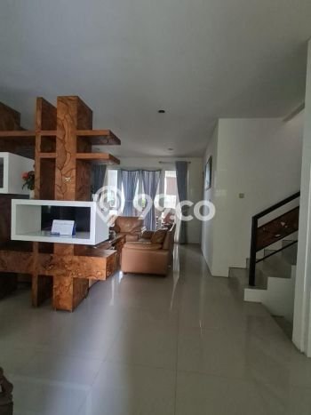 Rumah di BSB City, Dekat Tol, 4 KT, Luas 180m2m² Bangunan 135m2m² Rumah di BSB City, Dekat Tol, 4 KT, Luas 180m2m² Bangunan 135m2m²