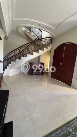For Sale Rumah Mewah Exclusive di Tembalang, Semarang For Sale Rumah Mewah Exclusive di Tembalang, Semarang