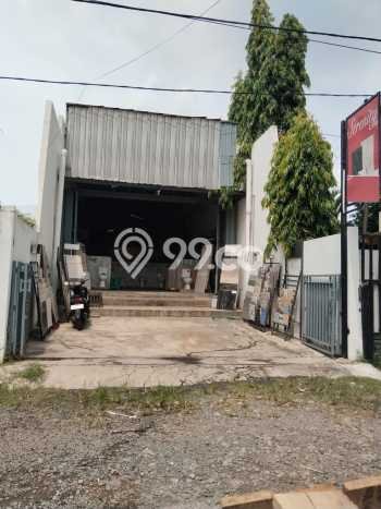 Gudang Dijual di Semarang LT 274m2 & LB 198m2 Lokasi Terbaik! Gudang Dijual di Semarang LT 274m2 & LB 198m2 Lokasi Terbaik!