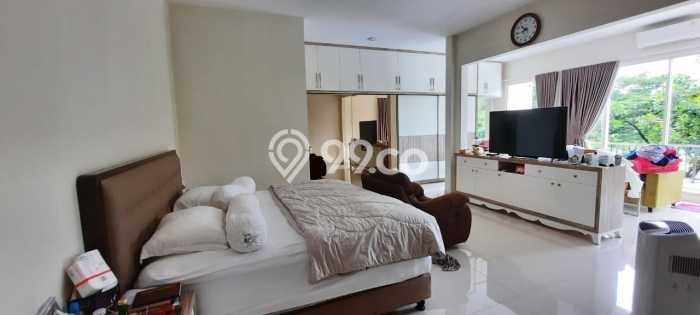 Rumah Elit Modern Tanpa Renovasi di Candi Golf Semarang Rumah Elit Modern Tanpa Renovasi di Candi Golf Semarang